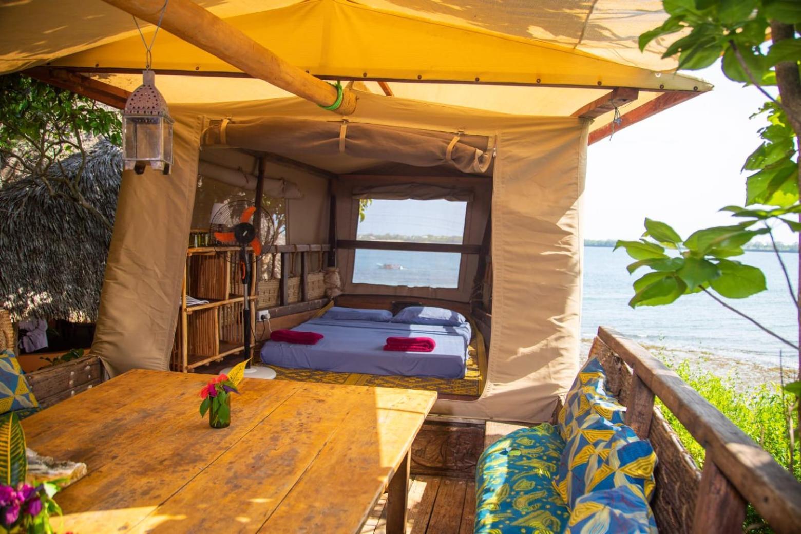 Villa Firefly Eco Retreat à Shimoni Extérieur photo