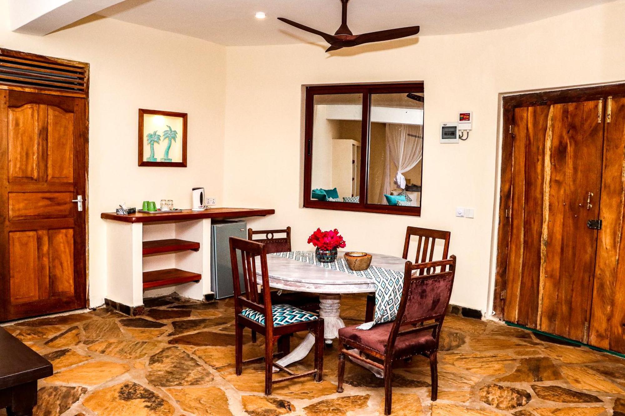 Villa Firefly Eco Retreat à Shimoni Extérieur photo