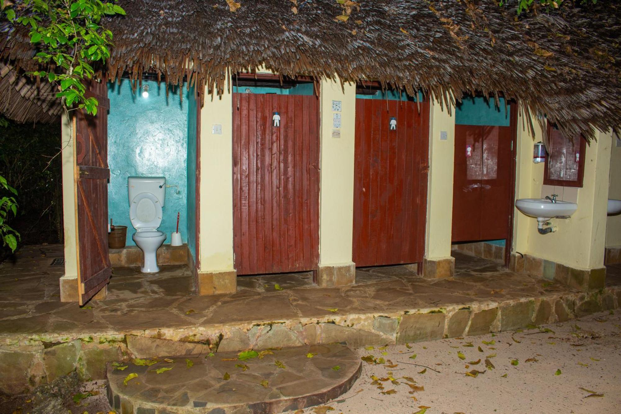 Villa Firefly Eco Retreat à Shimoni Extérieur photo