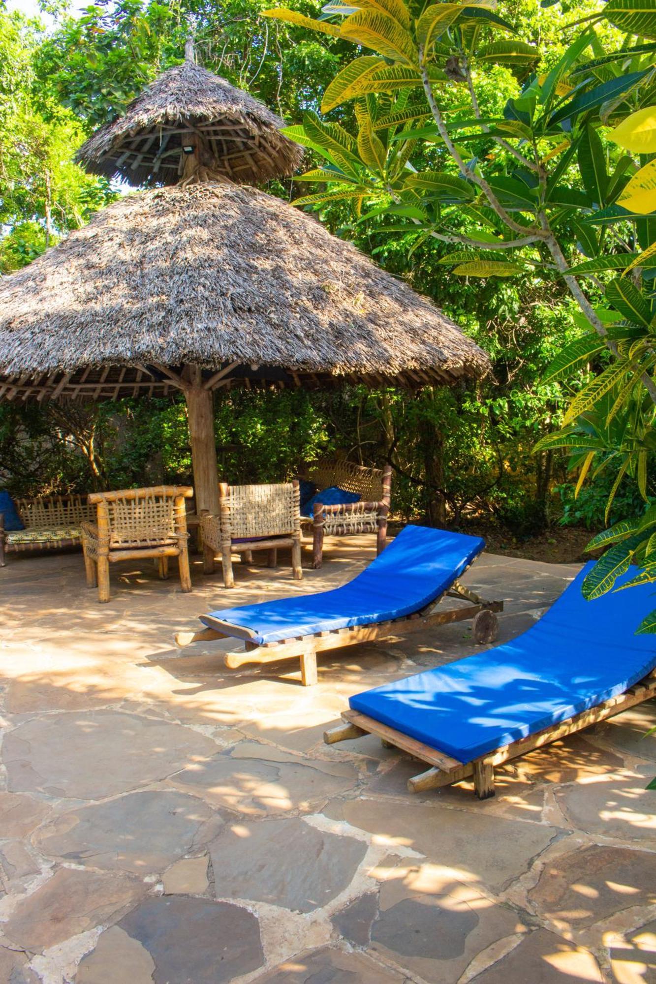 Villa Firefly Eco Retreat à Shimoni Extérieur photo