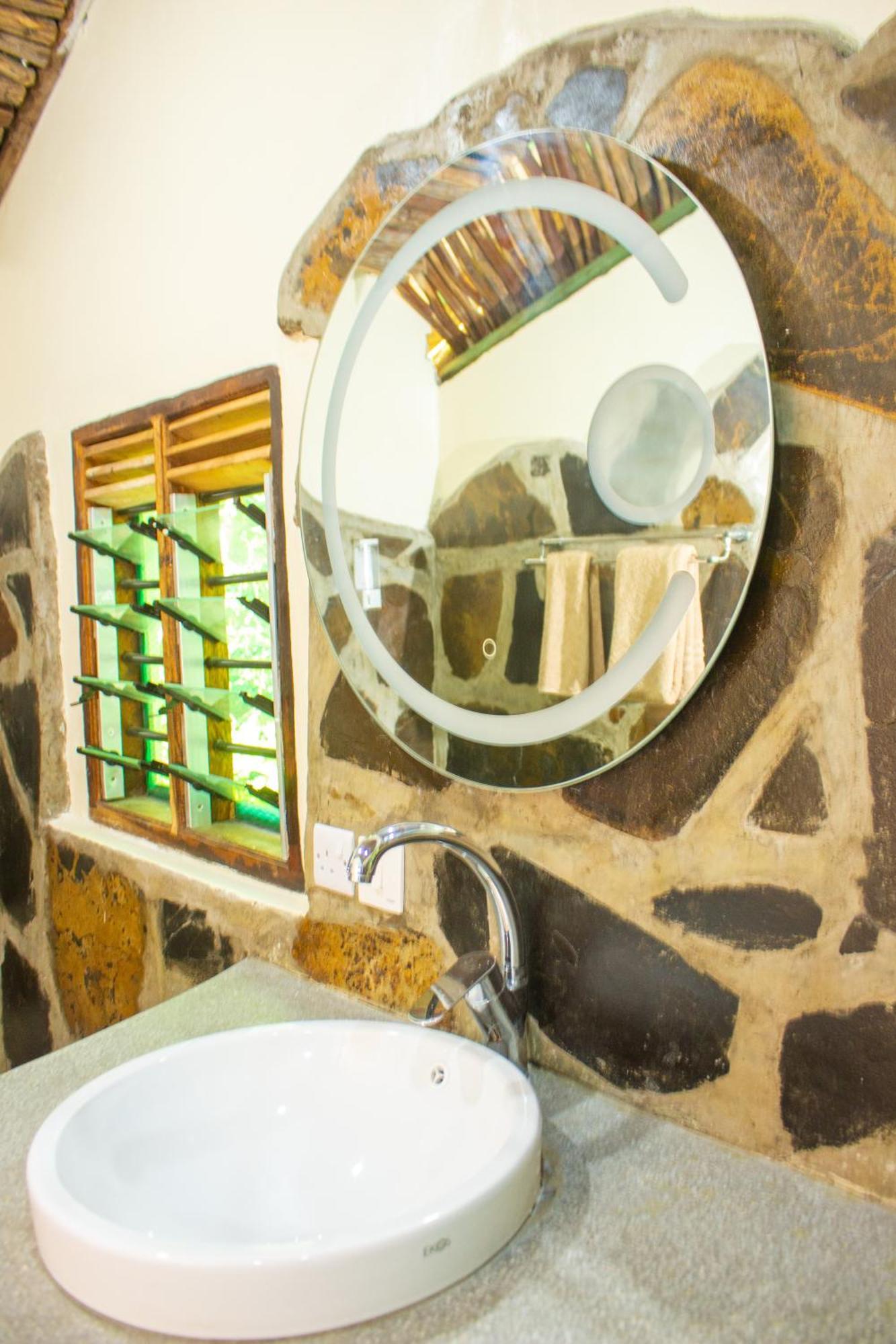Villa Firefly Eco Retreat à Shimoni Extérieur photo